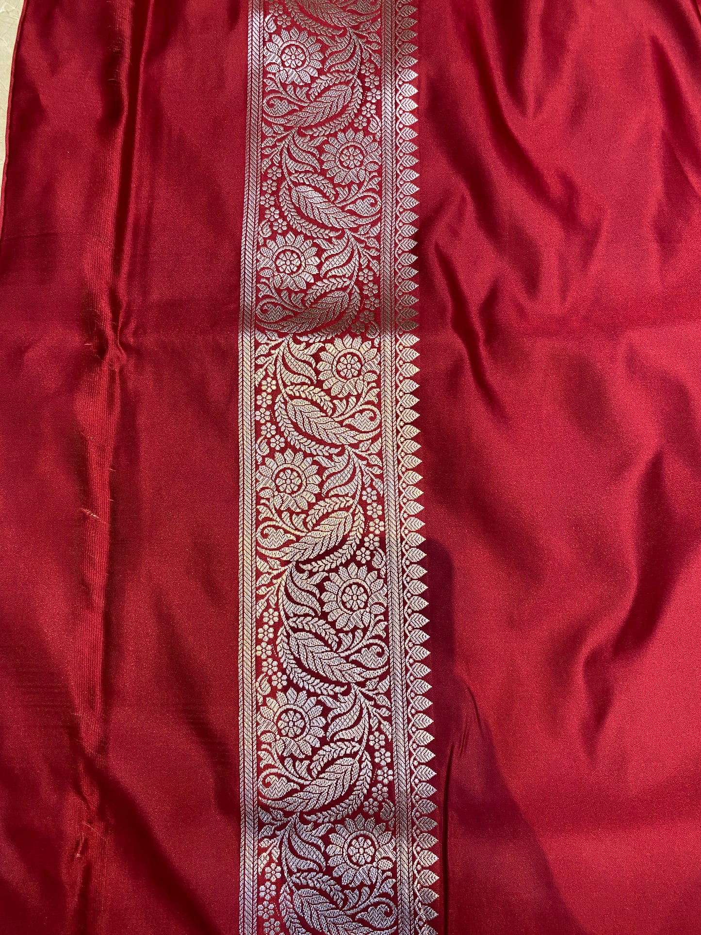 Opulent Maroon Pure Satin Silk Saree with Shikargah Jaal by Shades Of Banaras - banarasi - banarasi saree shop - banarasi saree manufacturers - banarasi saree wholesale - banaraasi sarees
