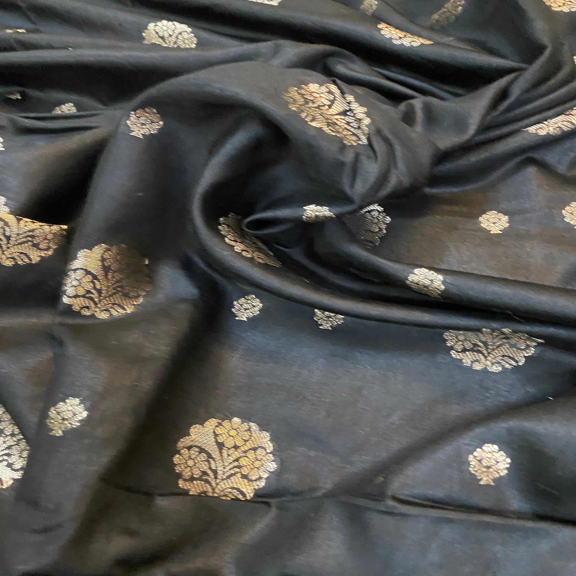 Attitude Black Handloom Crepe Banarasi Silk Saree by Shades Of Benares - banarasi - banarasi saree shop