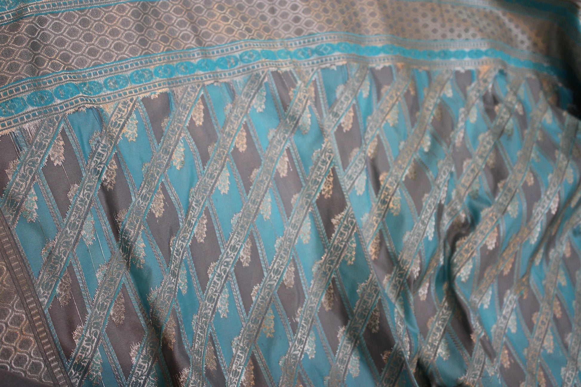 Serenity in Harmony: Blue & Grey Rangkaat Handloom Pure Silk Banarasi Saree by Shades Of Benares - banarasi - banarasi saree shop