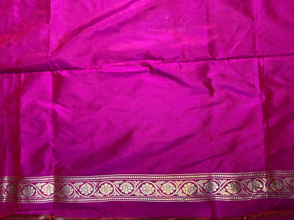Royal Radiance – Rani Pink Pure Silk Handloom Banarasi Saree (Kadhwa Chaand Butis) by Shades Of Banaras - banarasi - banarasi saree shop - banarasi saree manufacturers - banarasi saree wholesale - banaraasi sarees