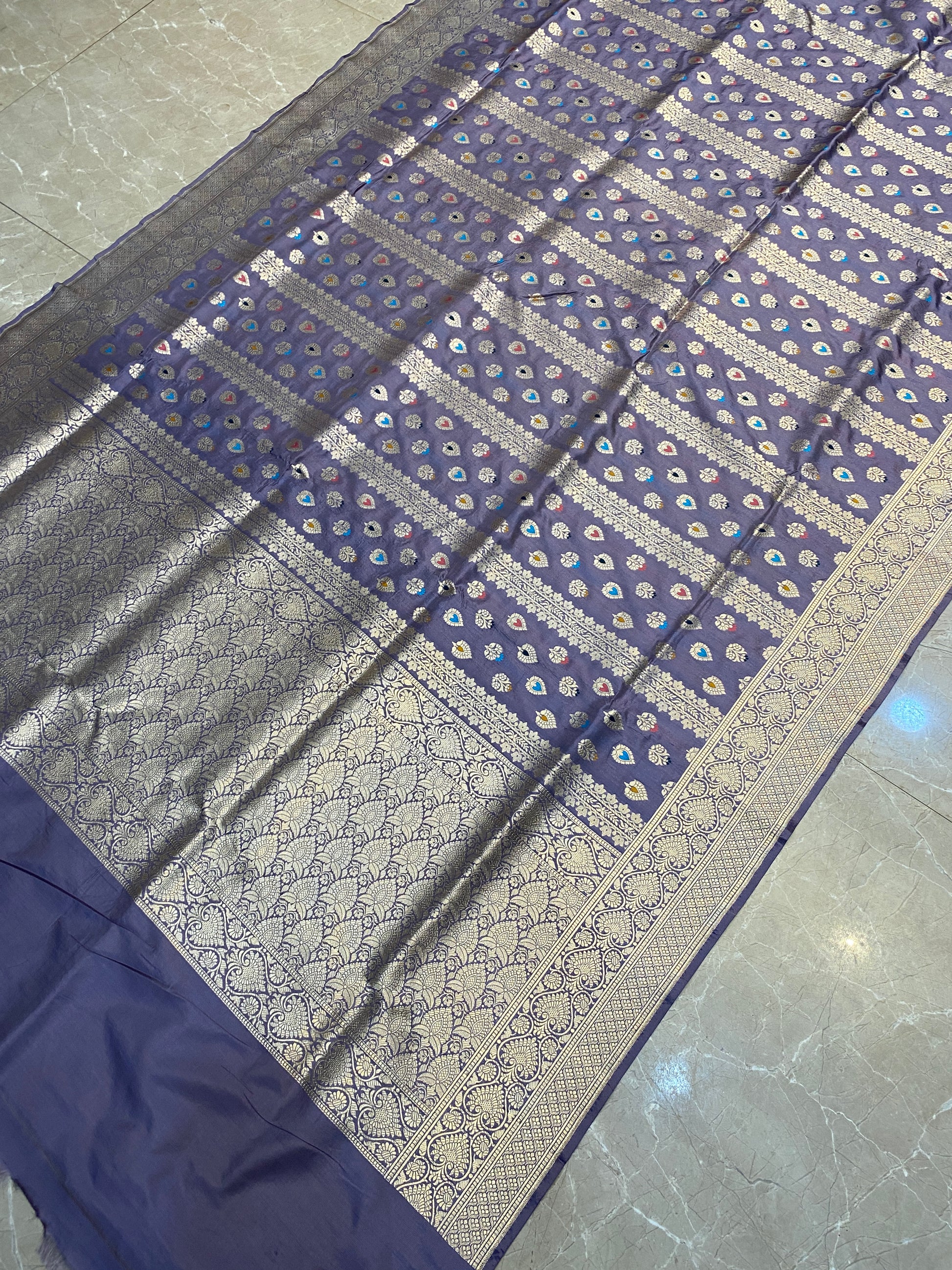 Mystic Mauve – Pure Silk Handloom Banarasi Saree by Shades Of Banaras - banarasi - banarasi saree shop - banarasi saree manufacturers - banarasi saree wholesale - banaraasi sarees