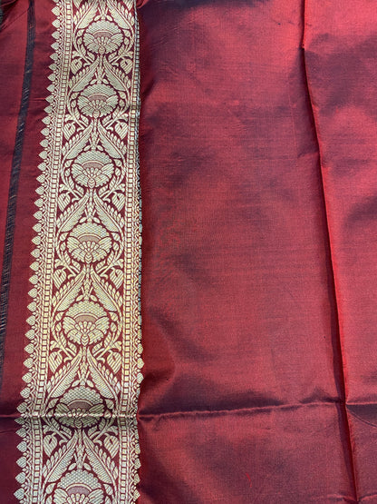 Crimson Legacy – Maroon Pure Silk Handloom Banarasi Saree by Shades Of Banaras - banarasi - banarasi saree shop - banarasi saree manufacturers - banarasi saree wholesale - banaraasi sarees