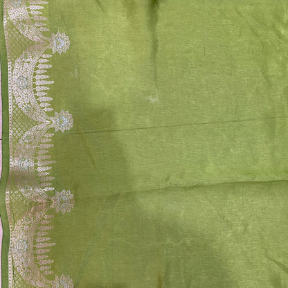 Green Pure Cotton Silk Banarasi Saree by Shades Of Banaras - banarasi - banarasi saree shop - banarasi saree manufacturers - banarasi saree wholesale - banaraasi sarees