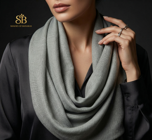Silver Mist: Pure Pashmina Handwoven Plain Luxe Scarf
