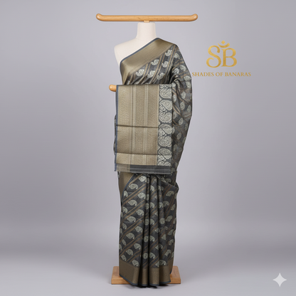 Misty Charm — Subtle Grey Pure Cotton Kota Check Banarasi Saree with Brocade Blouse by Shades Of Banaras - banarasi - banarasi saree shop - banarasi saree manufacturers - banarasi saree wholesale - banaraasi sarees