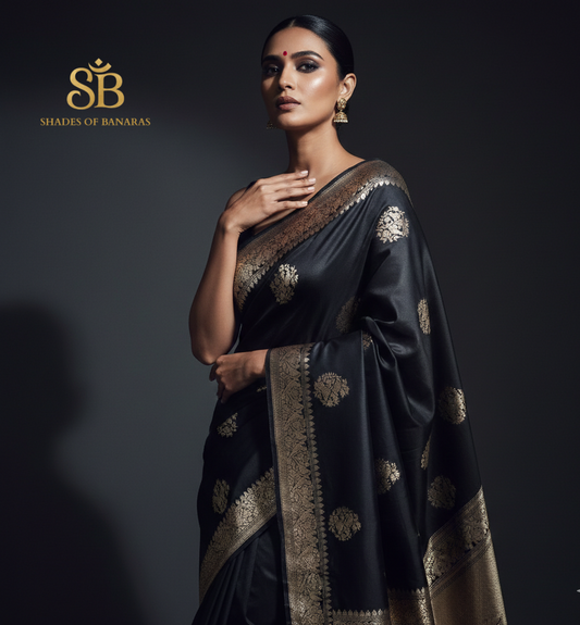 Midnight Noir Shikargaah Luxe Couture – Kadhua Pure Silk Banarasi Saree by Shades Of Banaras - banarasi - banarasi saree shop - banarasi saree manufacturers - banarasi saree wholesale - banaraasi sarees - banarasi sari - banarasi saris