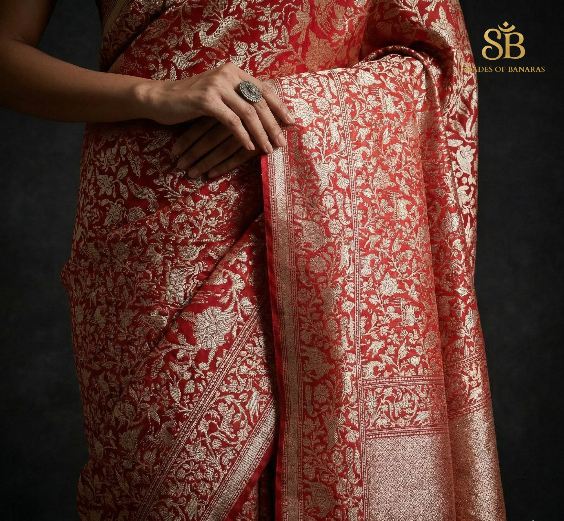 Luxe Heritage: The Crimson Shikaargaah Couture Pure Silk Banarasi Saree by Shades Of Banaras - banarasi - banarasi saree shop - banarasi saree manufacturers - banarasi saree wholesale - banaraasi sarees - banarasi sari - banarasi saris