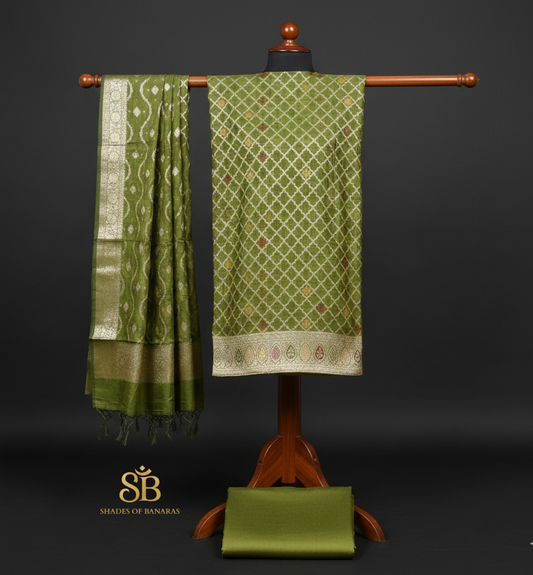 Emerald Heritage: Pure Banarasi Cotton Silk Minakari Handloom Suit Set