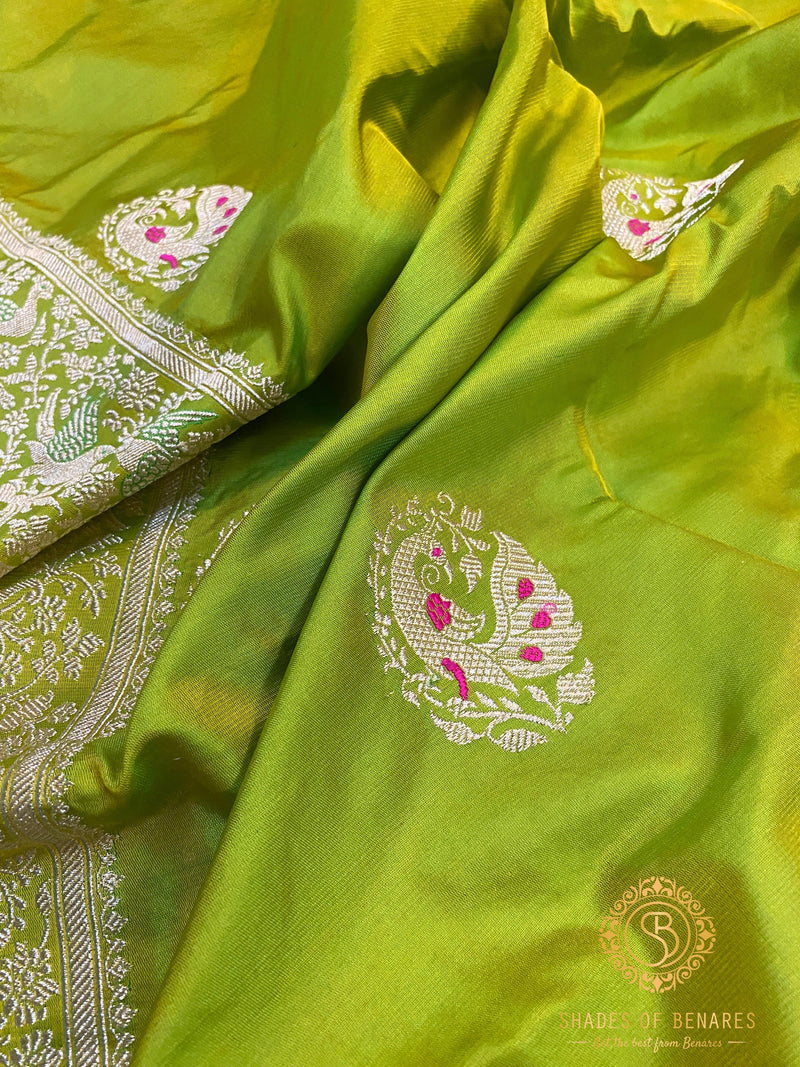 Charming Green Kadhwa Handloom Shikargaah Pure Silk Banarasi Sari by Shades Of Benares - banarasi - banarasi saree shop