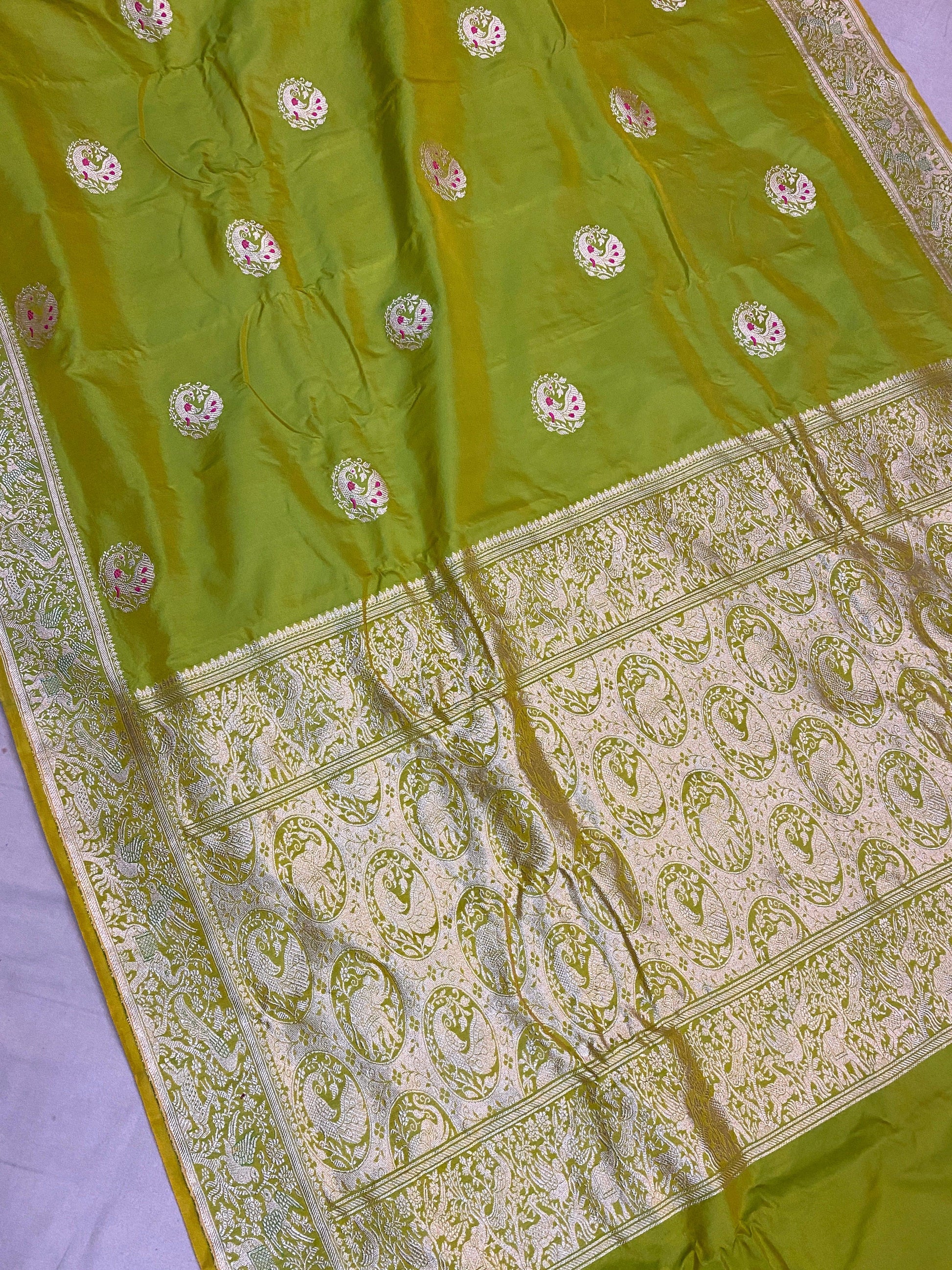 Charming Green Kadhwa Handloom Shikargaah Pure Silk Banarasi Sari by Shades Of Benares - banarasi - banarasi saree shop