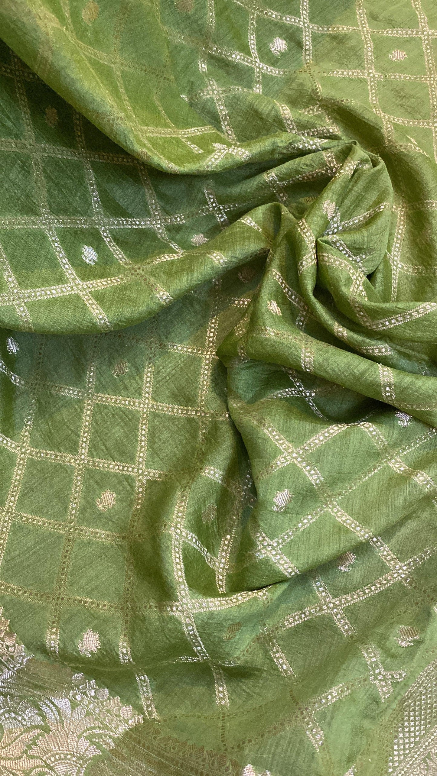 Enchanting Sophistication: Green Moonga Pure Silk Handloom Banarasi Saree by Shades Of Benares - banarasi - banarasi saree shop