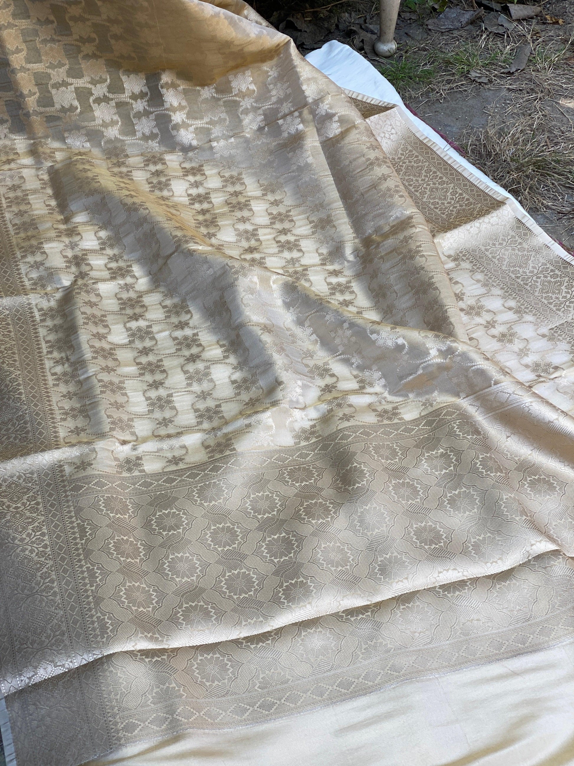 Exquisite Golden Banarasi Tissue Handwoven Saree by Shades Of Benares - banarasi - banarasi saree shop