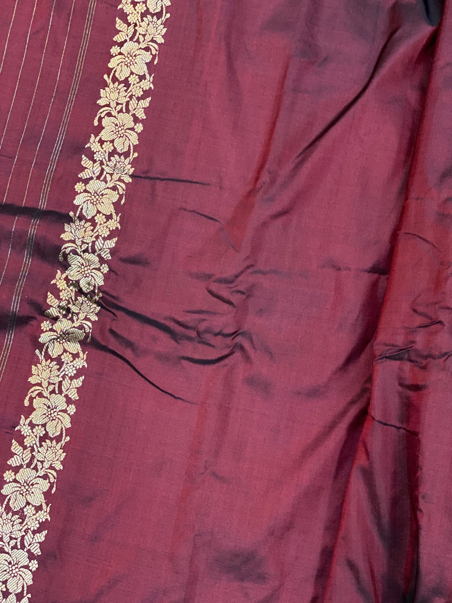 Fine Wine Kadhwa Handloom Shikargaah Pure Silk Banarasi Sari by Shades Of Benares - banarasi - banarasi saree shop