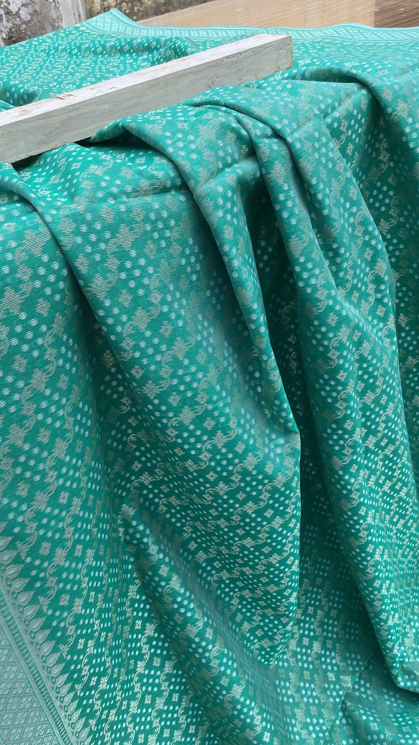 Handwoven Green Pure Banarasi Cotton Sari by Shades Of Benares - banarasi - banarasi saree shop