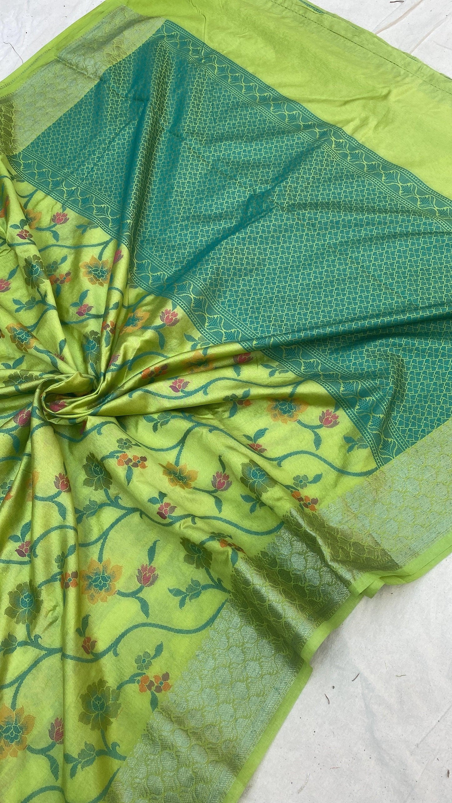 Handwoven Leaf Green Banarasi Silk Sari by Shades Of Benares - banarasi - banarasi saree shop