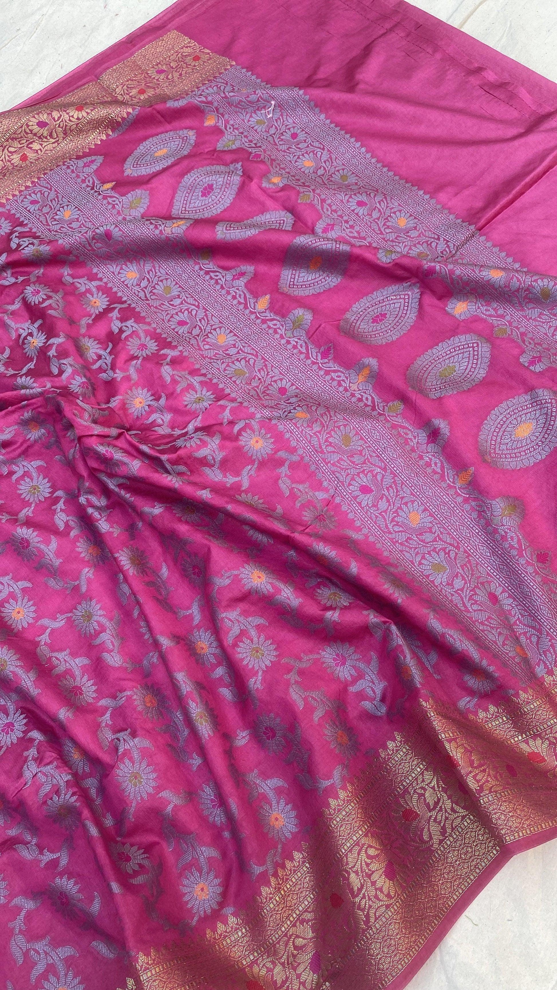 Handwoven Light Purple Banarasi Silk Sari by Shades Of Benares - banarasi - banarasi saree shop