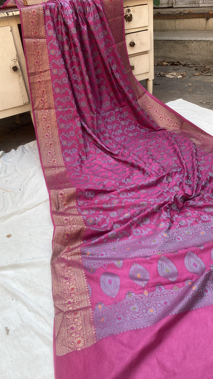 Handwoven Light Purple Banarasi Silk Sari by Shades Of Benares - banarasi - banarasi saree shop