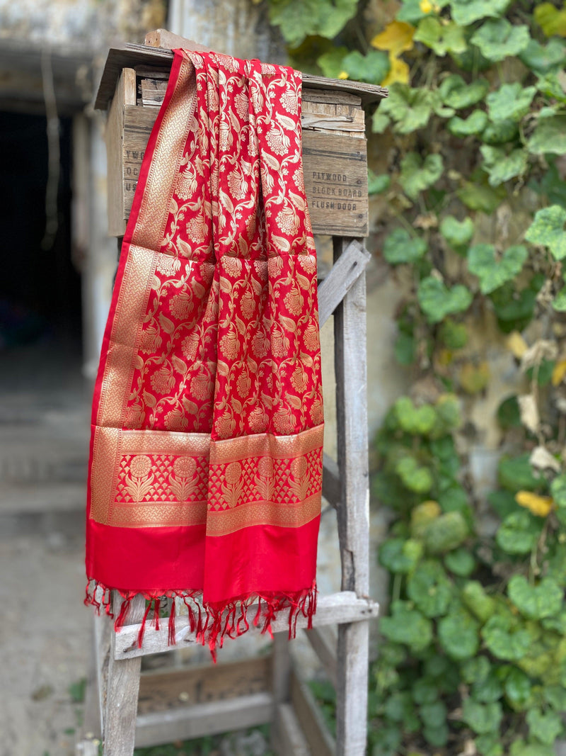 Handwoven Red Silk Dupatta - Shades Of Benares