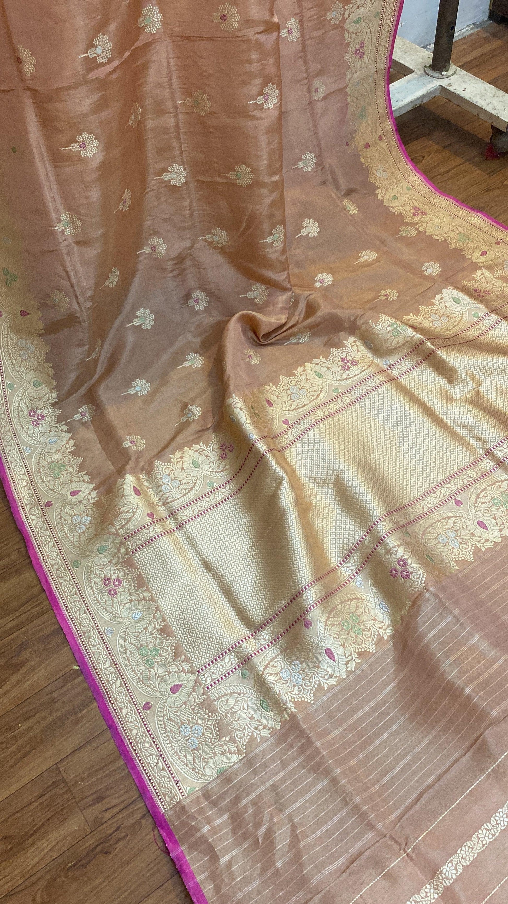 Kadhwa Coffee Brown Pure Banarasi Silk Sari by Shades Of Benares - banarasi - banarasi saree shop