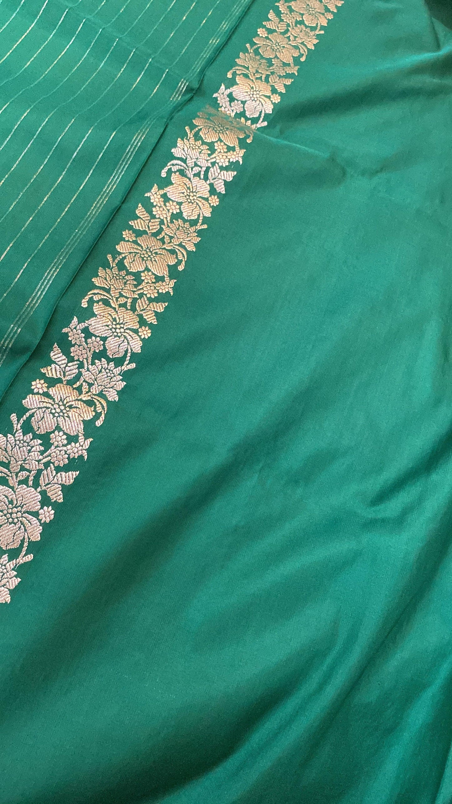 Kadhwa Green Pure Banarasi Silk Sari by Shades Of Benares - banarasi - banarasi saree shop