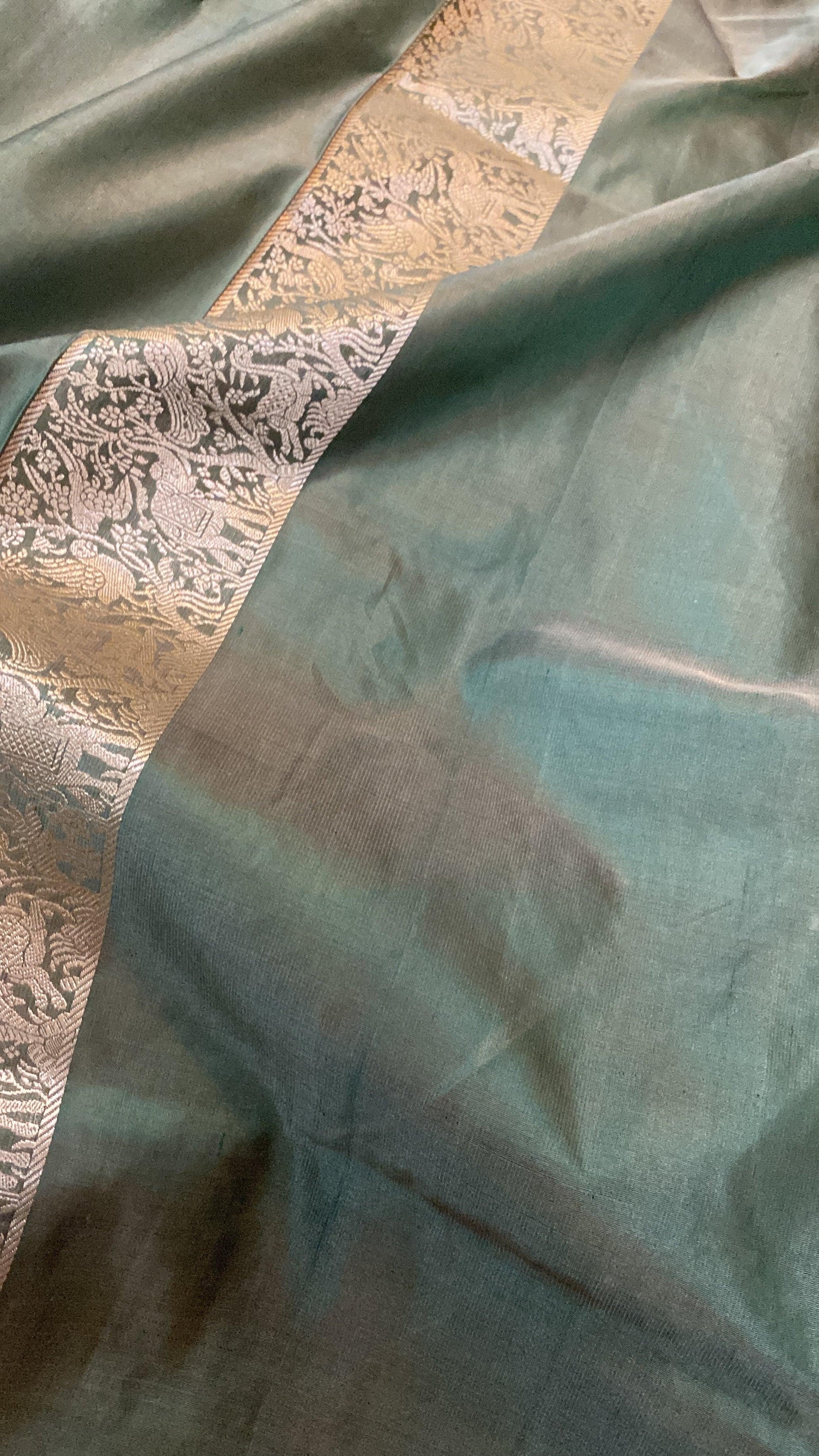 Kadhwa Pista Green Pure Banarasi Silk Sari by Shades Of Benares - banarasi - banarasi saree shop