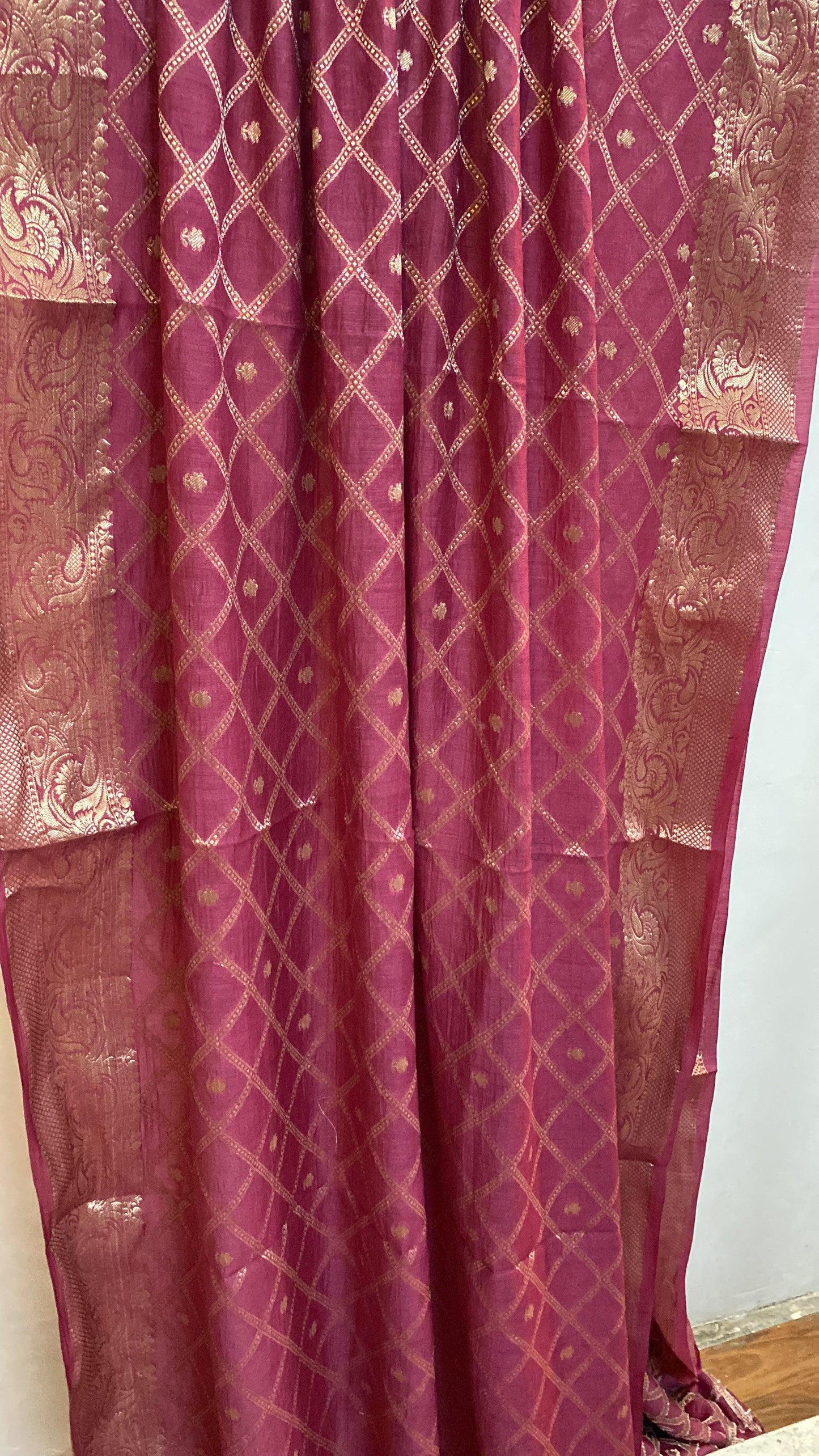 Luxurious Elegance: Pink Moonga Pure Silk Handloom Banarasi Sari by Shades Of Benares - banarasi - banarasi saree shop