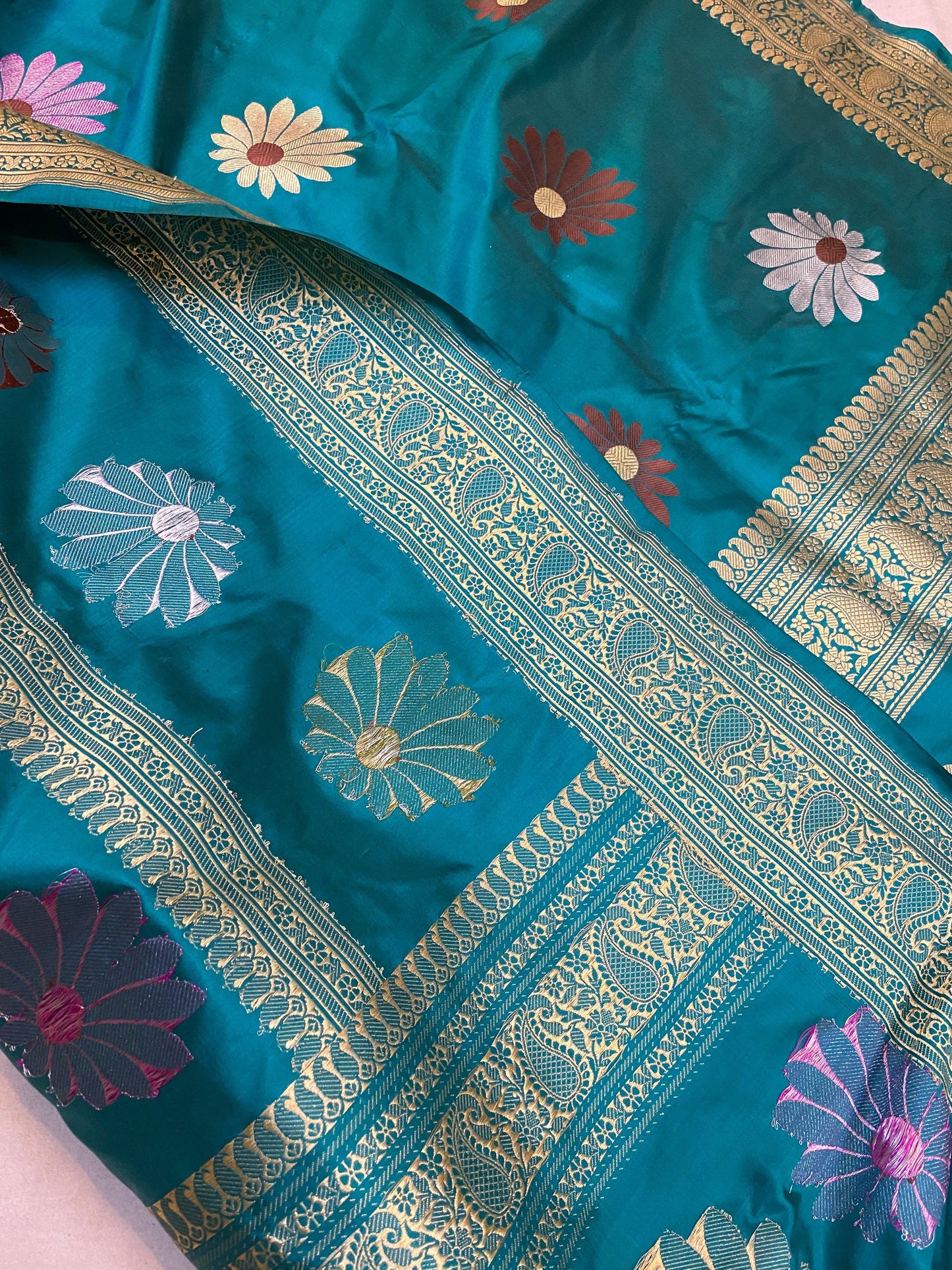 Luxury Redefined: Minakari Sea Green Kadhwa Banarasi Pure Silk Saree by Shades Of Benares - banarasi - banarasi saree shop