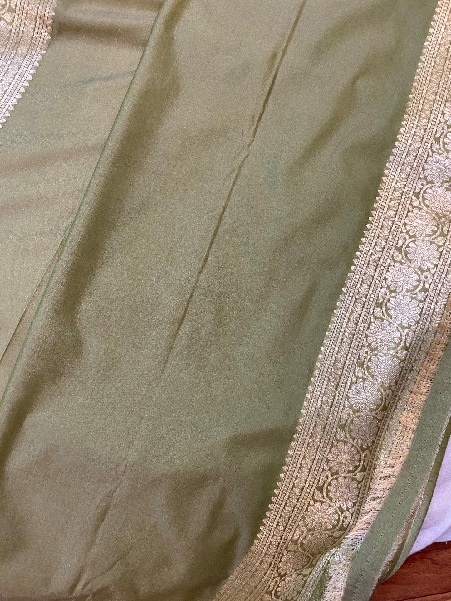 Pastel Green Handloom Katan Uppada Silk Banarasi Saree by Shades Of Benares - banarasi - banarasi saree shop