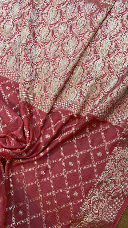 Radiant Elegance: Pink Moonga Pure Silk Handloom Banarasi Saree by Shades Of Benares - banarasi - banarasi saree shop