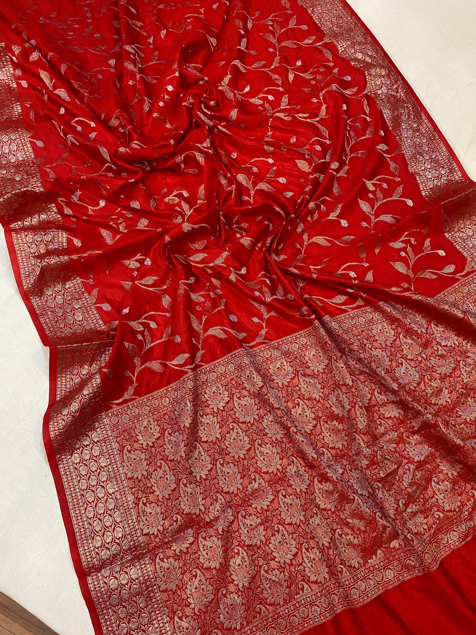 Red Handloom Crepe Butter Silk Banarasi Sari by Shades Of Benares - banarasi - banarasi saree shop