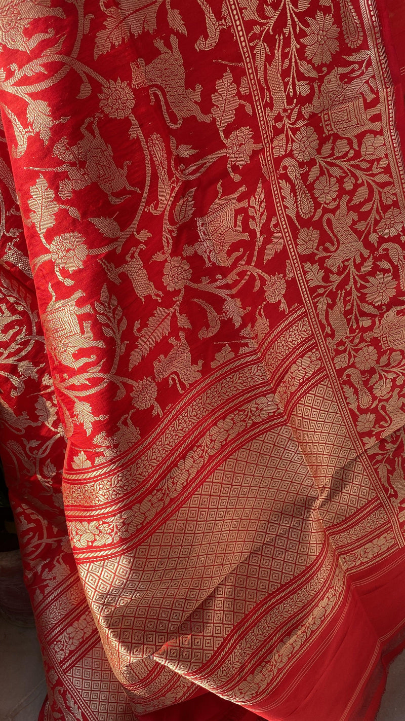 Red Handloom Shikargah Dupatta by Shades Of Benares - banarasi - banarasi saree shop