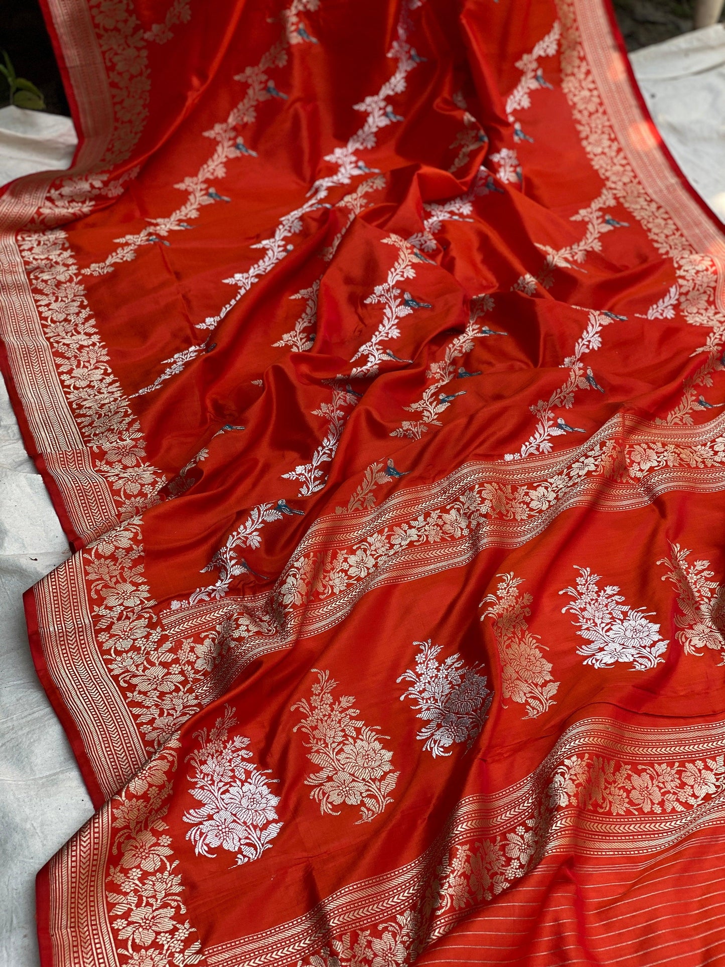 Regal Red Kadhwa Sona Rupa Saree ! Exquisite Shikargaah Weave by Shades Of Benares - banarasi - banarasi saree shop