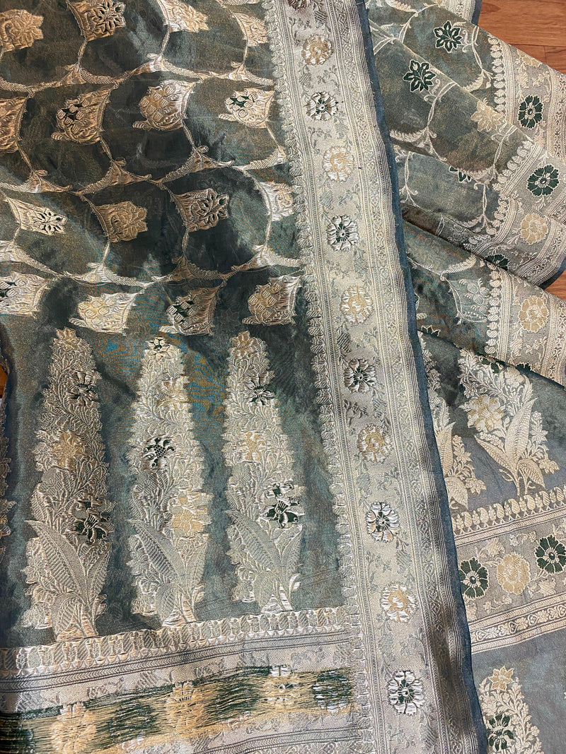 Green Pure Banarasi Tissue Silk Handloom Saree