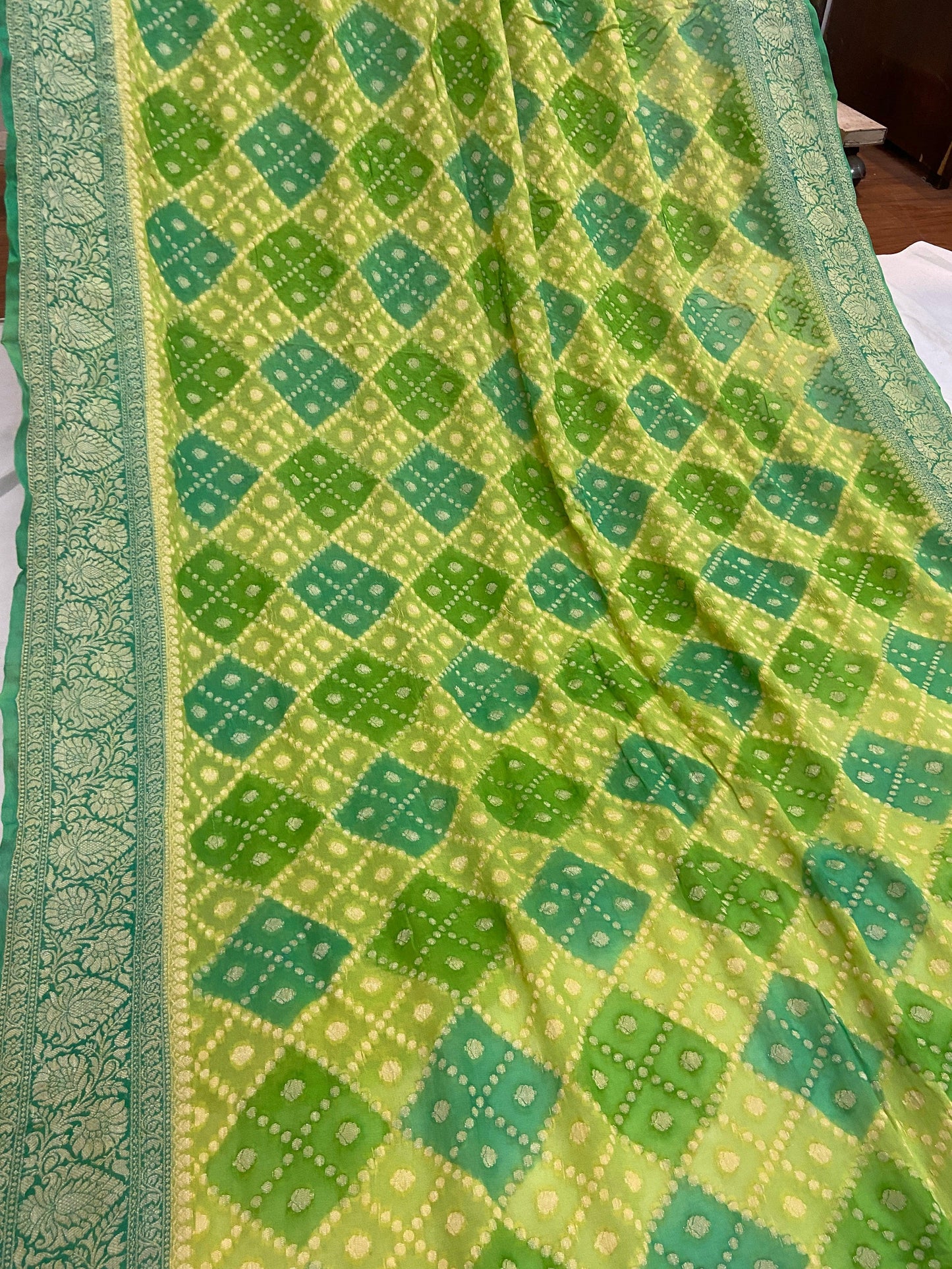 Green Pure Banarasi Khaddi Georgette Handloom Saree - Rangkaat by Shades Of Benares - banarasi - banarasi saree shop