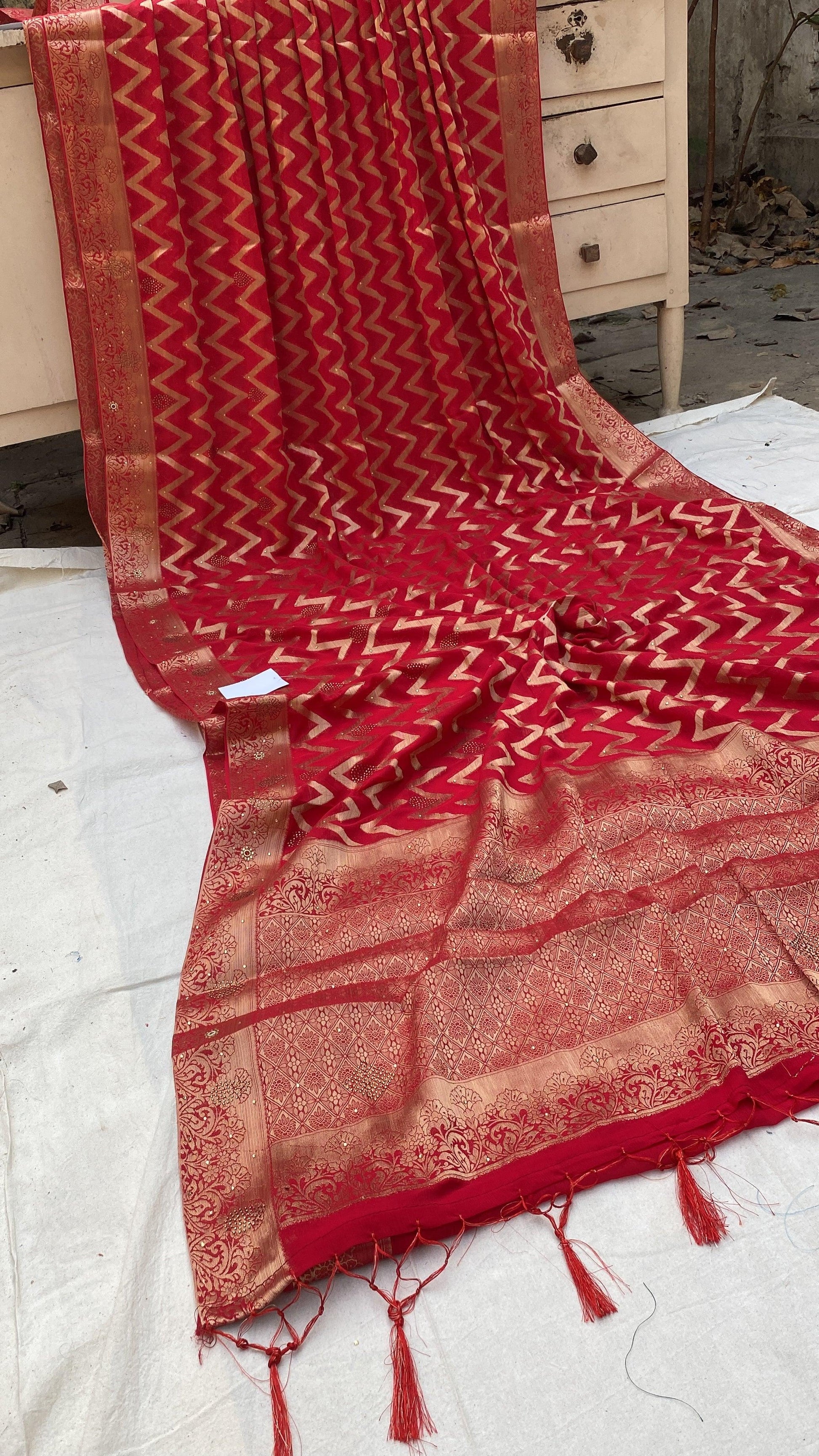 Red Handloom Pure Chiffon Banarasi Saree by Shades Of Benares - banarasi - banarasi saree shop