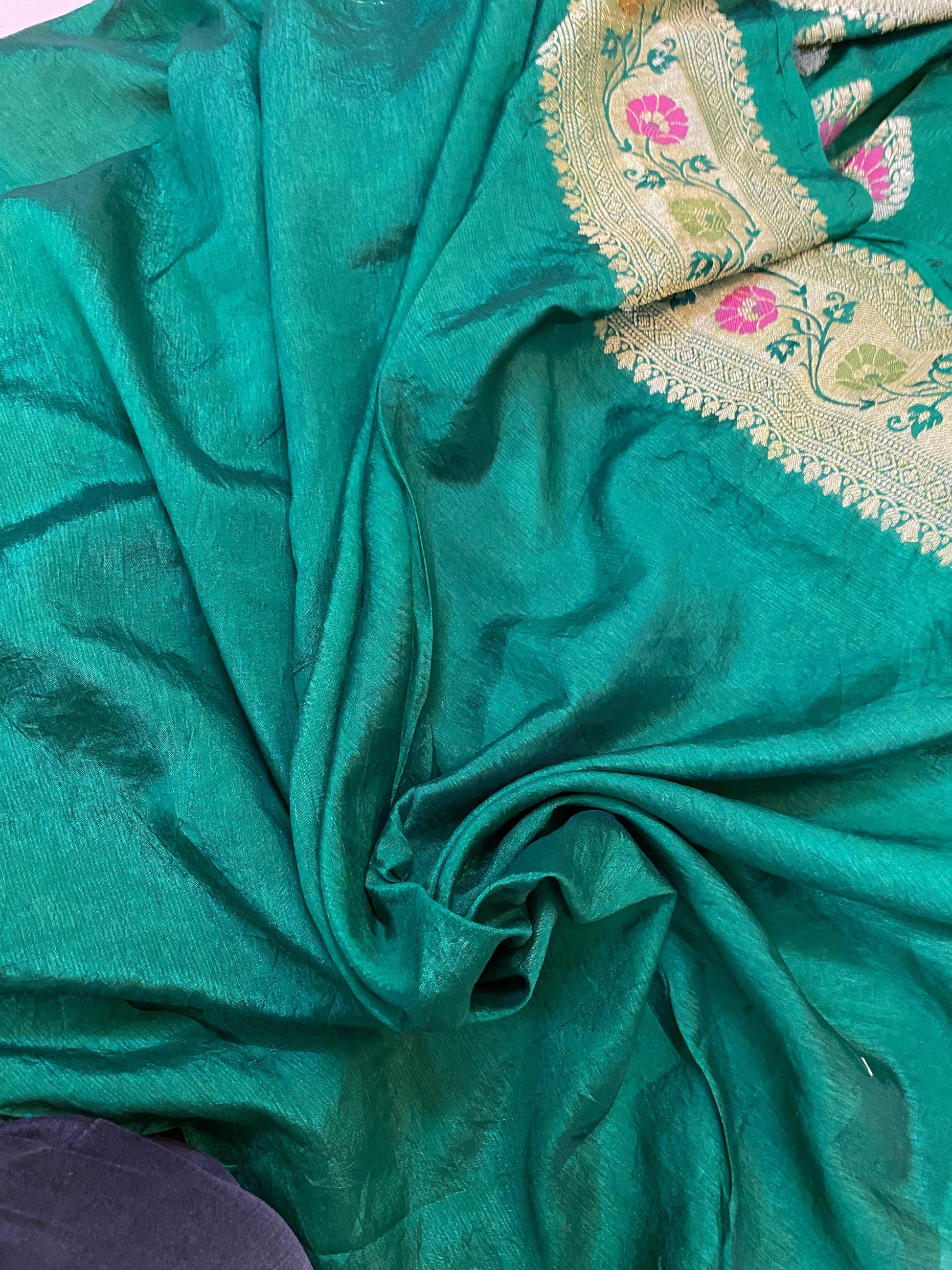 Green Banarasi Katan Soft Silk Handloom Saree by Shades Of Benares - banarasi - banarasi saree shop