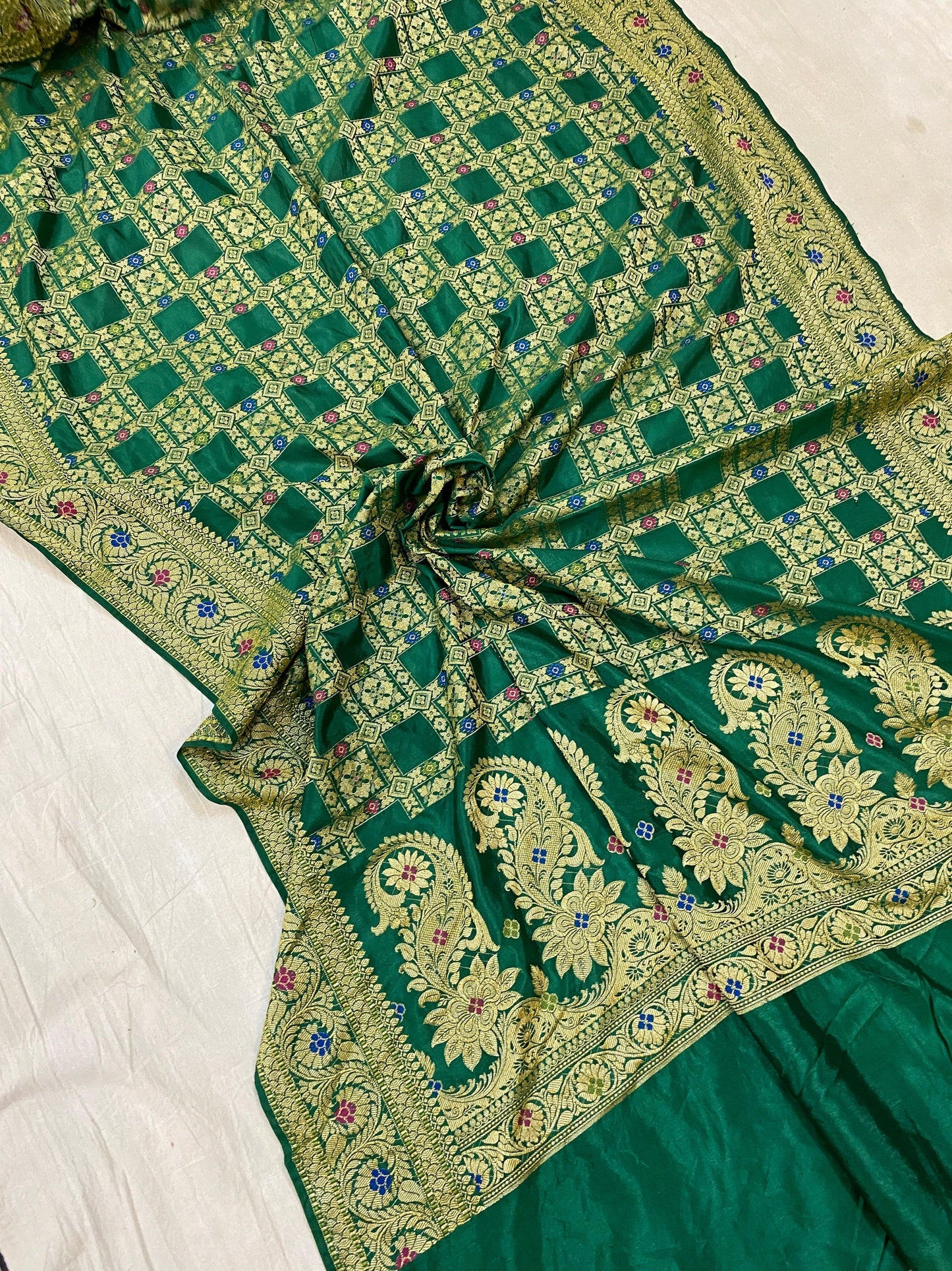 Green Banarasi Katan Soft Silk Handloom Saree by Shades Of Benares - banarasi - banarasi saree shop