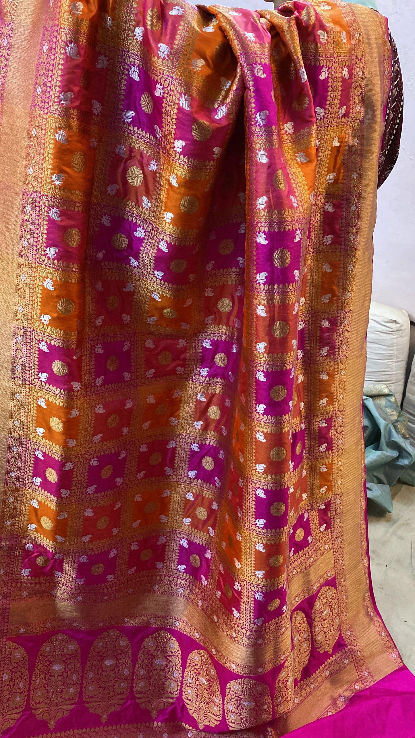 Bright Rangkaat Pure Banarasi Katan Silk Handloom Saree by Shades Of Benares - banarasi - banarasi saree shop