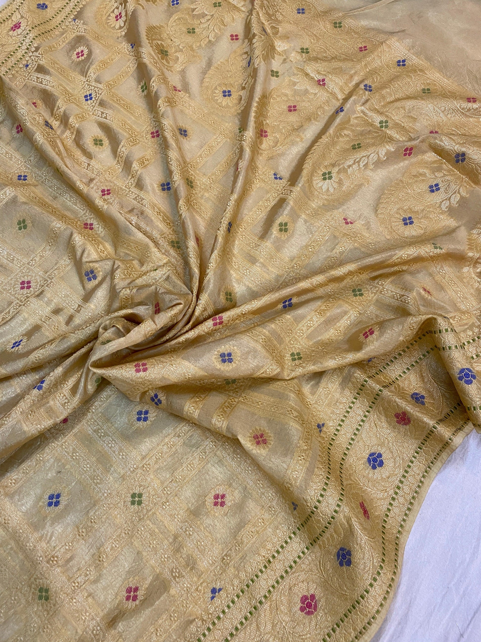 Creme Banarasi Katan Soft Silk Handloom Saree by Shades Of Benares - banarasi - banarasi saree shop