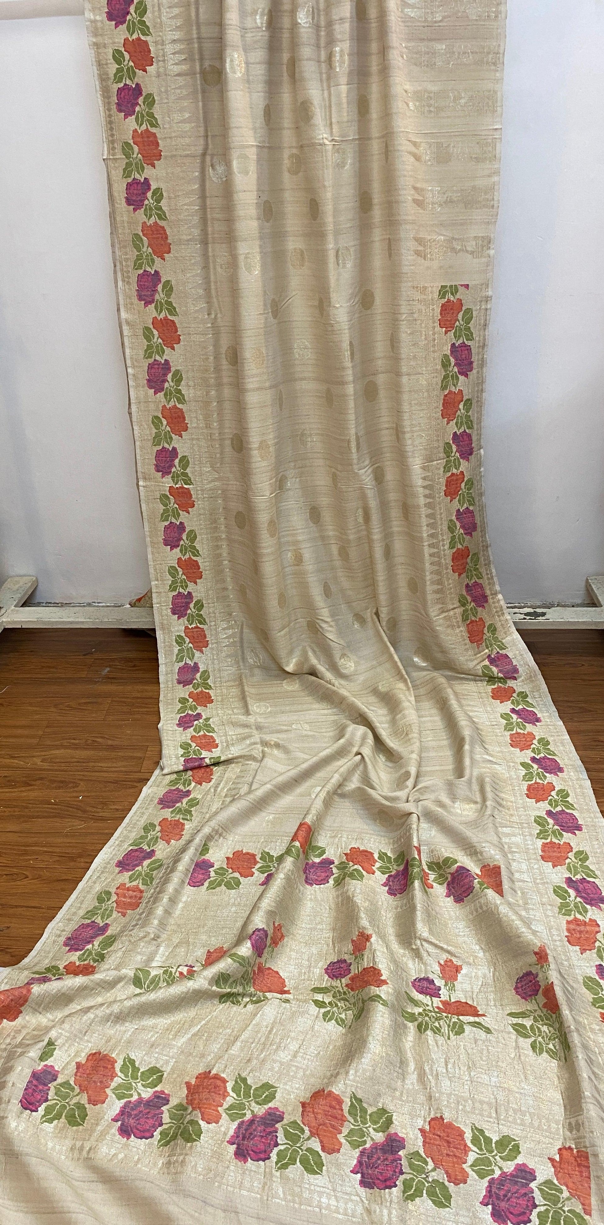 Creme Pure Banarasi Tussar silk handloom Khaddi saree with blouse piece by Shades Of Benares - banarasi - banarasi saree shop