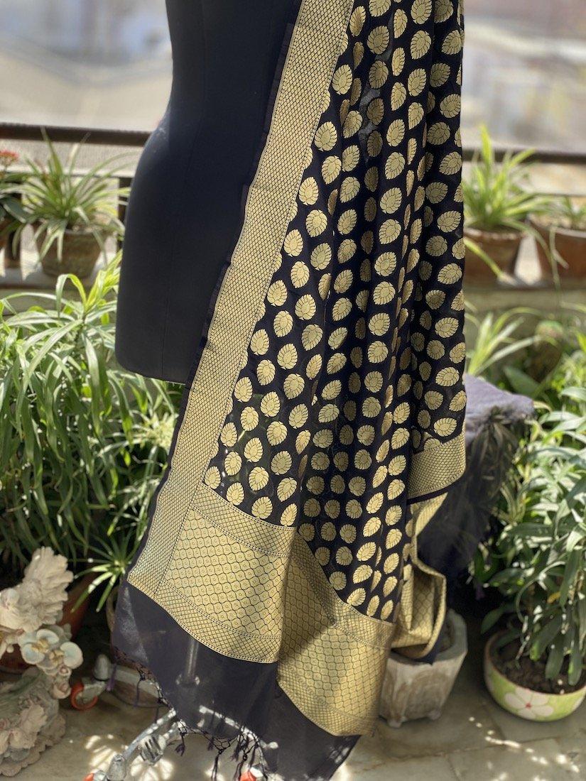 Exquisite Black Handloom Banarasi Silk Dupatta: Elevate Your Wedding and Party Attire by Shades Of Benares - banarasi - banarasi saree shop