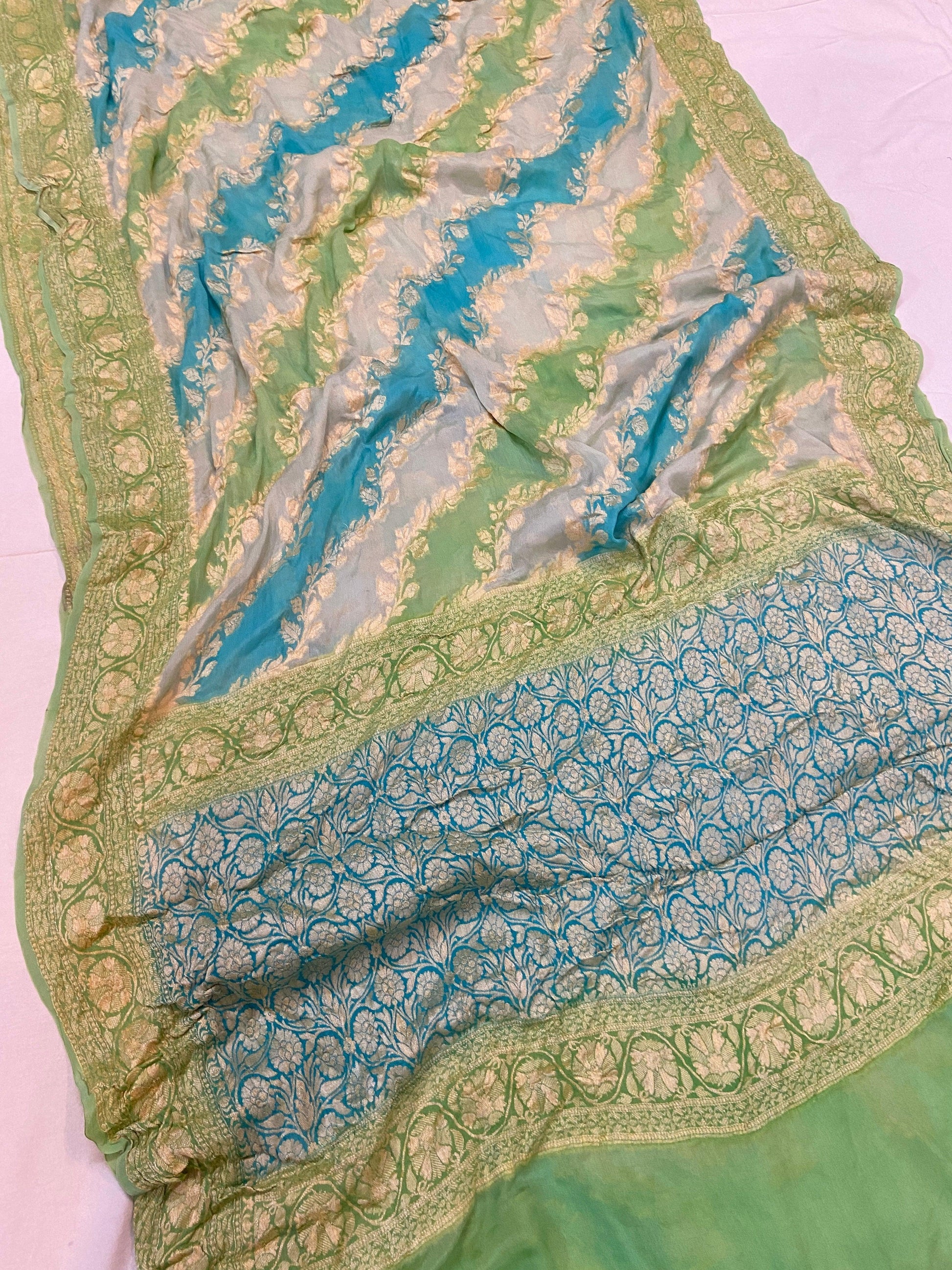 Green Pure Banarasi Khaddi Georgette Handloom Saree - Rangkaat by Shades Of Benares - banarasi - banarasi saree shop