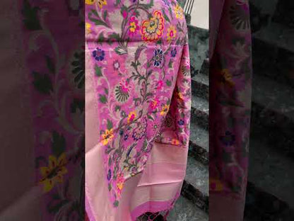 Enhance your cultural events attire with our exquisite baby pink Minakari handloom Banarasi silk dupatta.