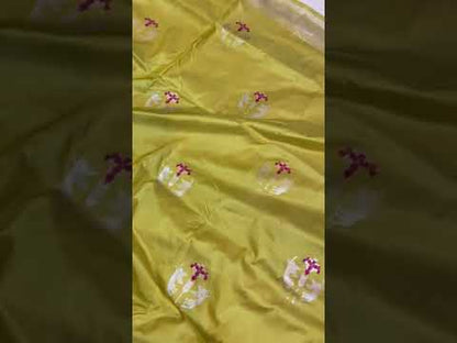 Bright Yellow Pure Banarasi Katan Silk Handloom Saree- Kadhwa Figures