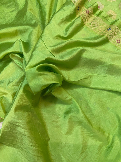 Leaf Green Banarasi Katan Soft Silk Handloom Saree by Shades Of Benares - banarasi - banarasi saree shop