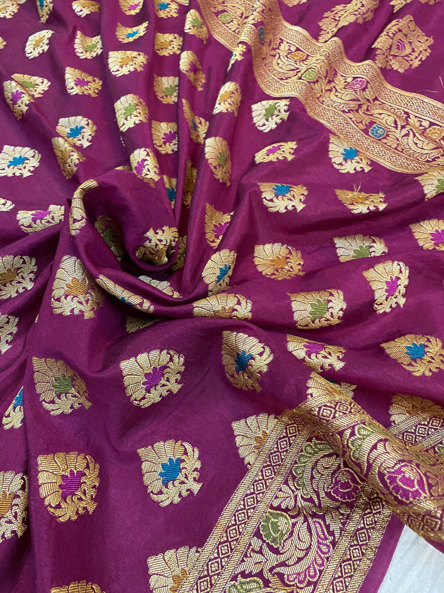 Magenta Banarasi Katan Soft Silk Handloom Saree by Shades Of Benares - banarasi - banarasi saree shop