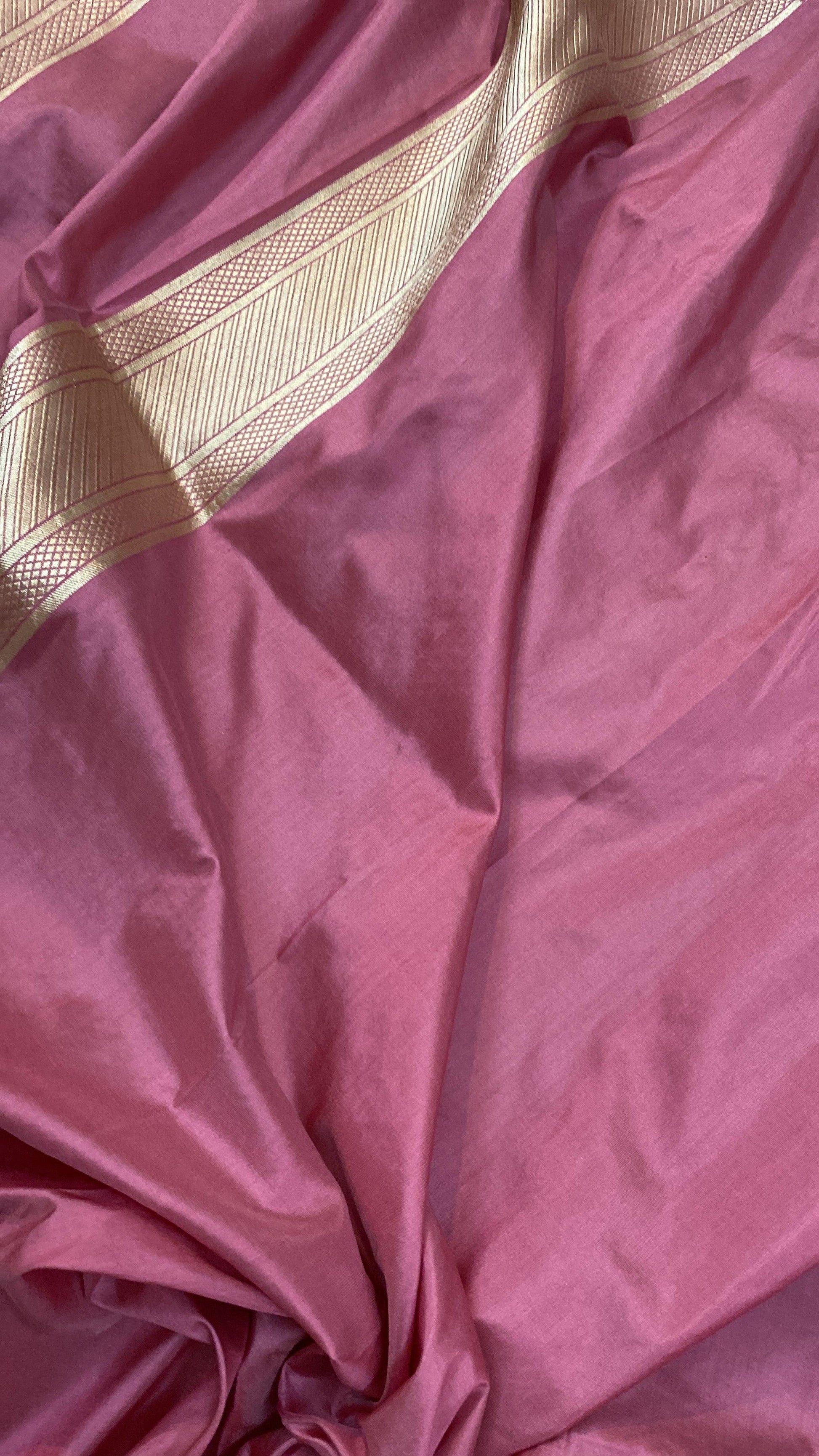 Onion Pink Pure Banarasi Katan Silk Handloom Saree by Shades Of Benares - banarasi - banarasi saree shop