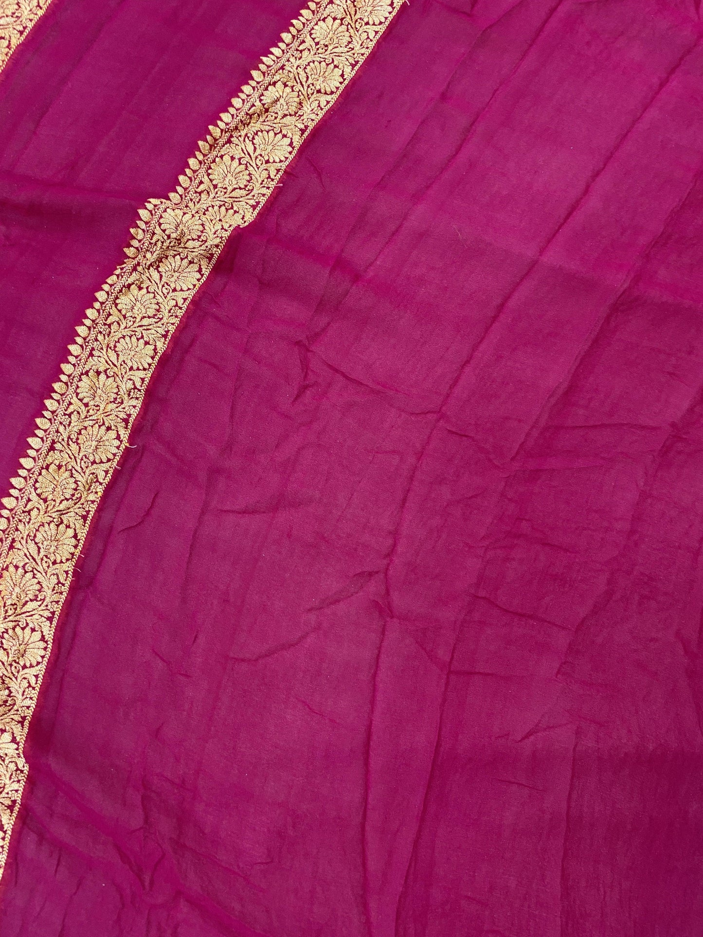 Pure Banarasi Georgette Khaddi handloom saree, buti (MSKB00) by Shades Of Benares - banarasi - banarasi saree shop