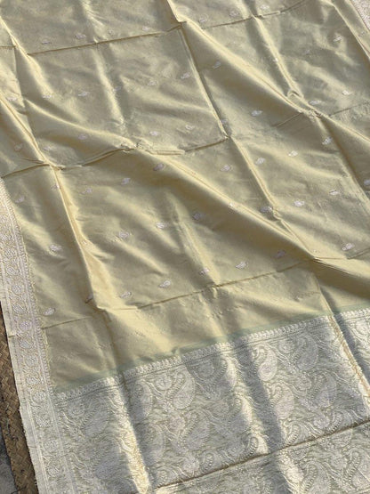 Pure Banarasi Katan Silk handloom Saree (BEE6) by Shades Of Benares - banarasi - banarasi saree shop