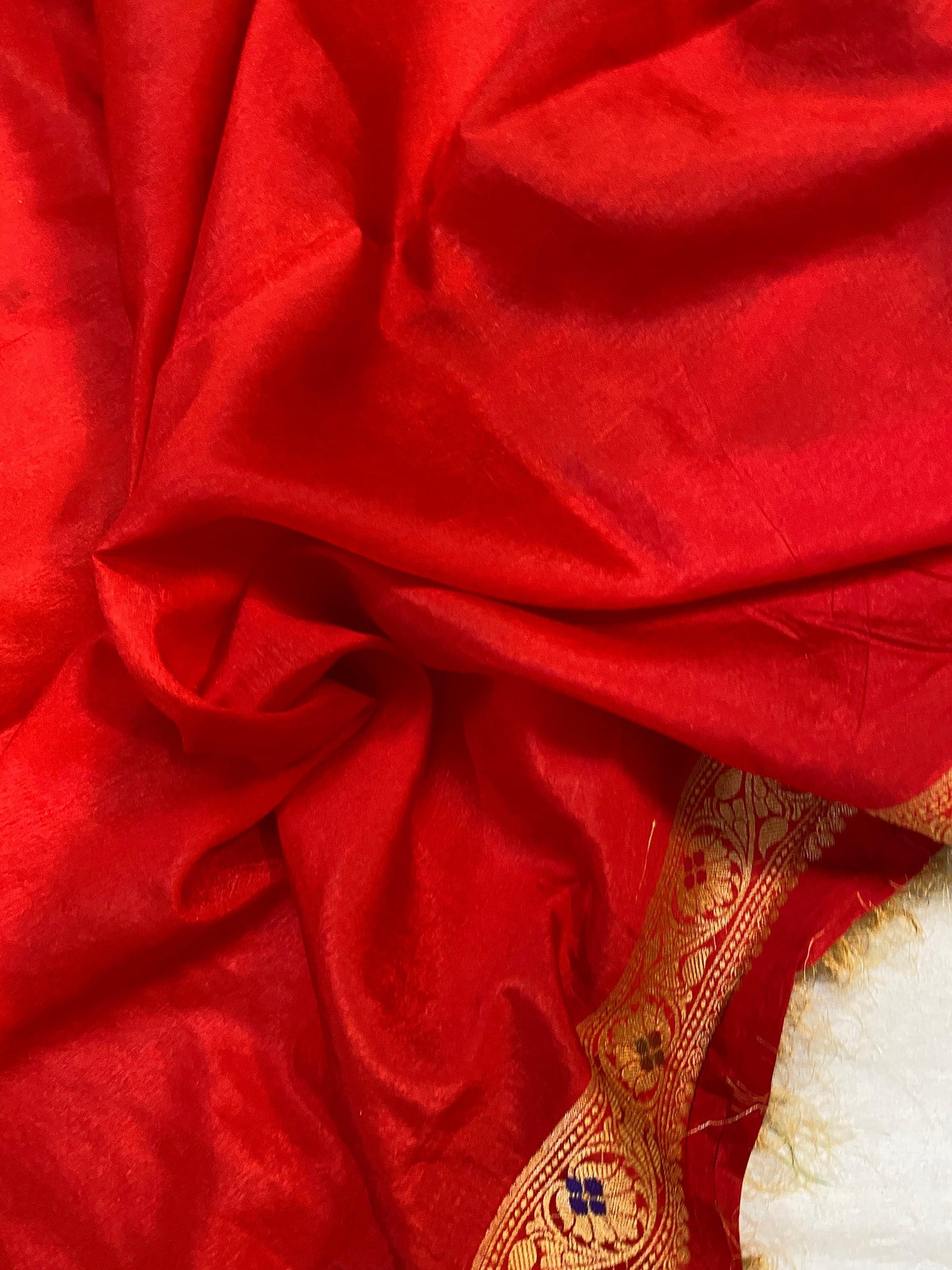 Red Banarasi Katan Soft Silk Handloom Saree by Shades Of Benares - banarasi - banarasi saree shop